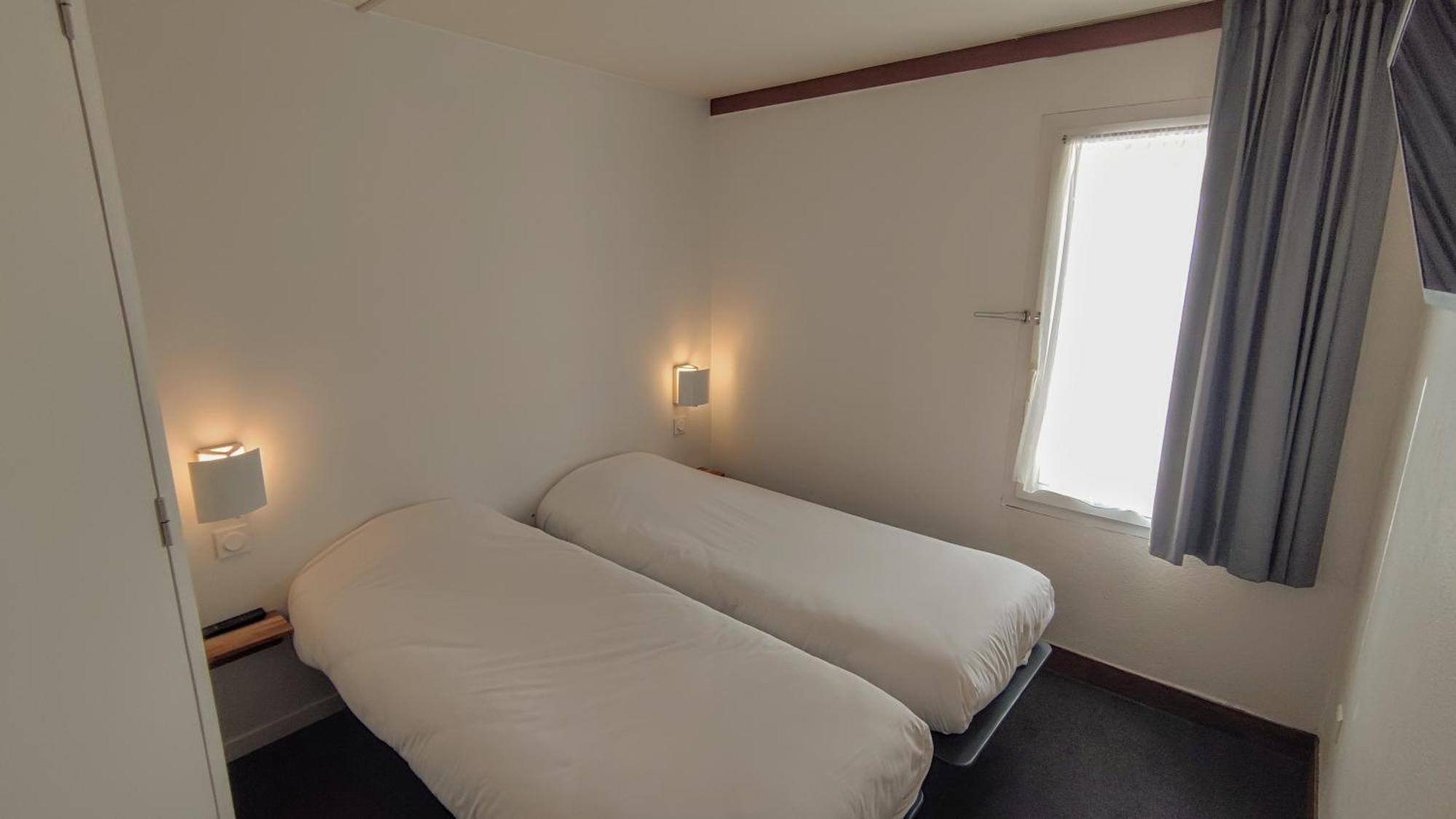Fasthotel Laval Laval  Luaran gambar