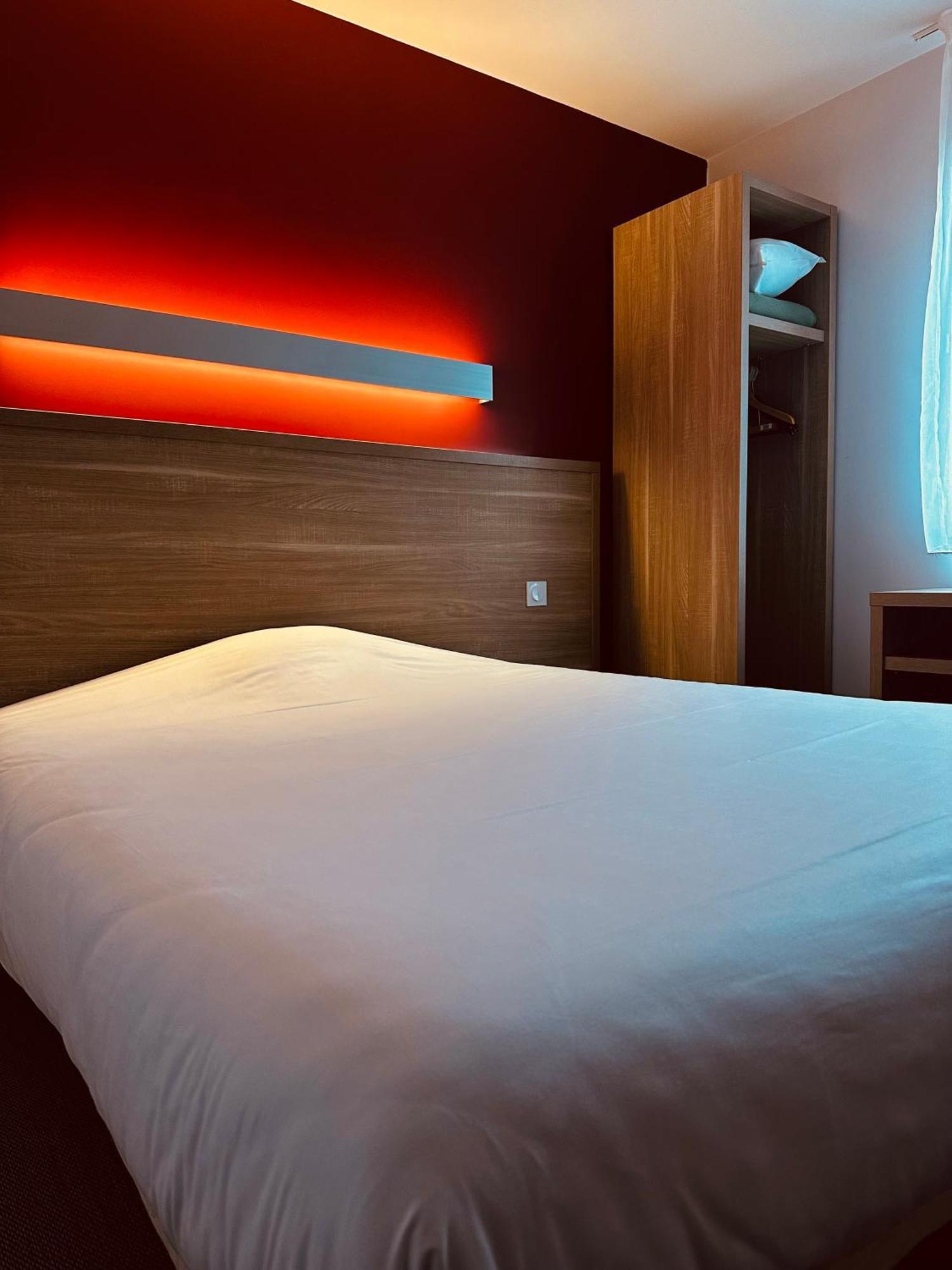 Fasthotel Laval Laval  Luaran gambar